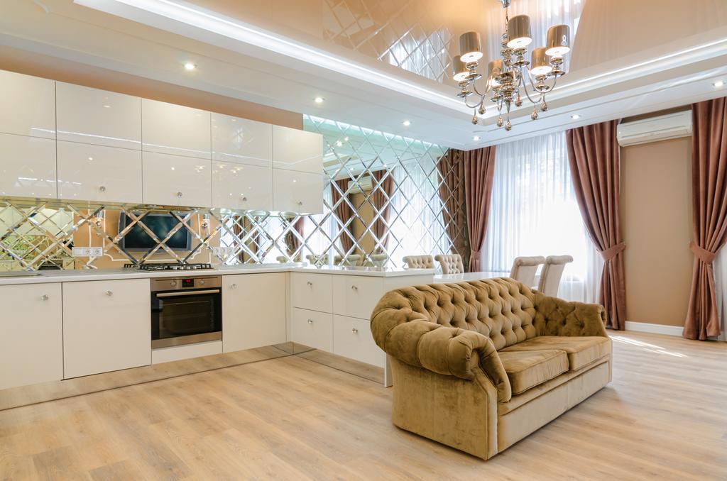 Royal Art-Deco Apartment Lviv Luaran gambar